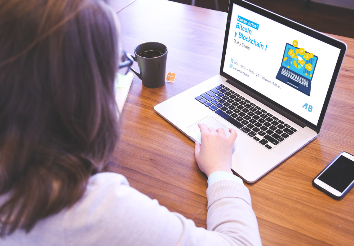 ONG Bitcoin Argentina lanzó una nueva edición de la Diplomatura en  Criptoeconomía y Derecho dirigida a abogados y contadores - Cripto247 -  Últimas noticias sobre Bitcoin, Ethereum, blockchain y criptomonedas